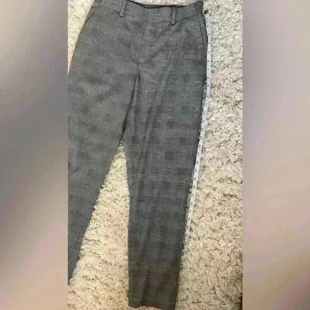 Uniqlo Gray Women’s Work Pants